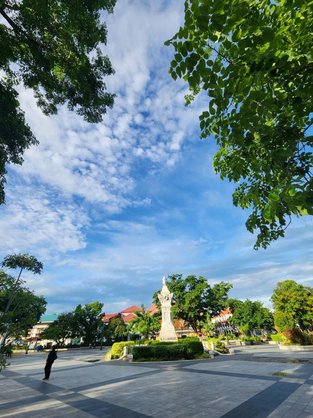 The River House - Loft Unit - Vigan Bagian luar foto
