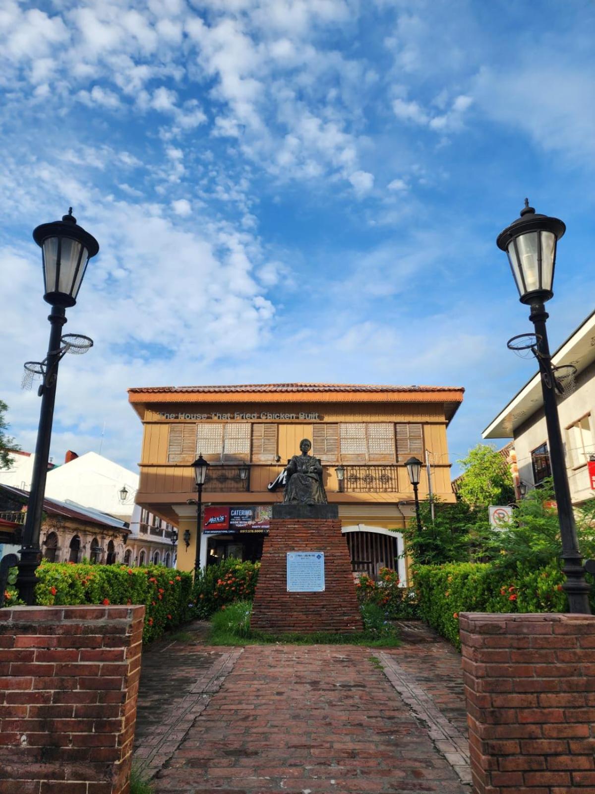 The River House - Loft Unit - Vigan Bagian luar foto