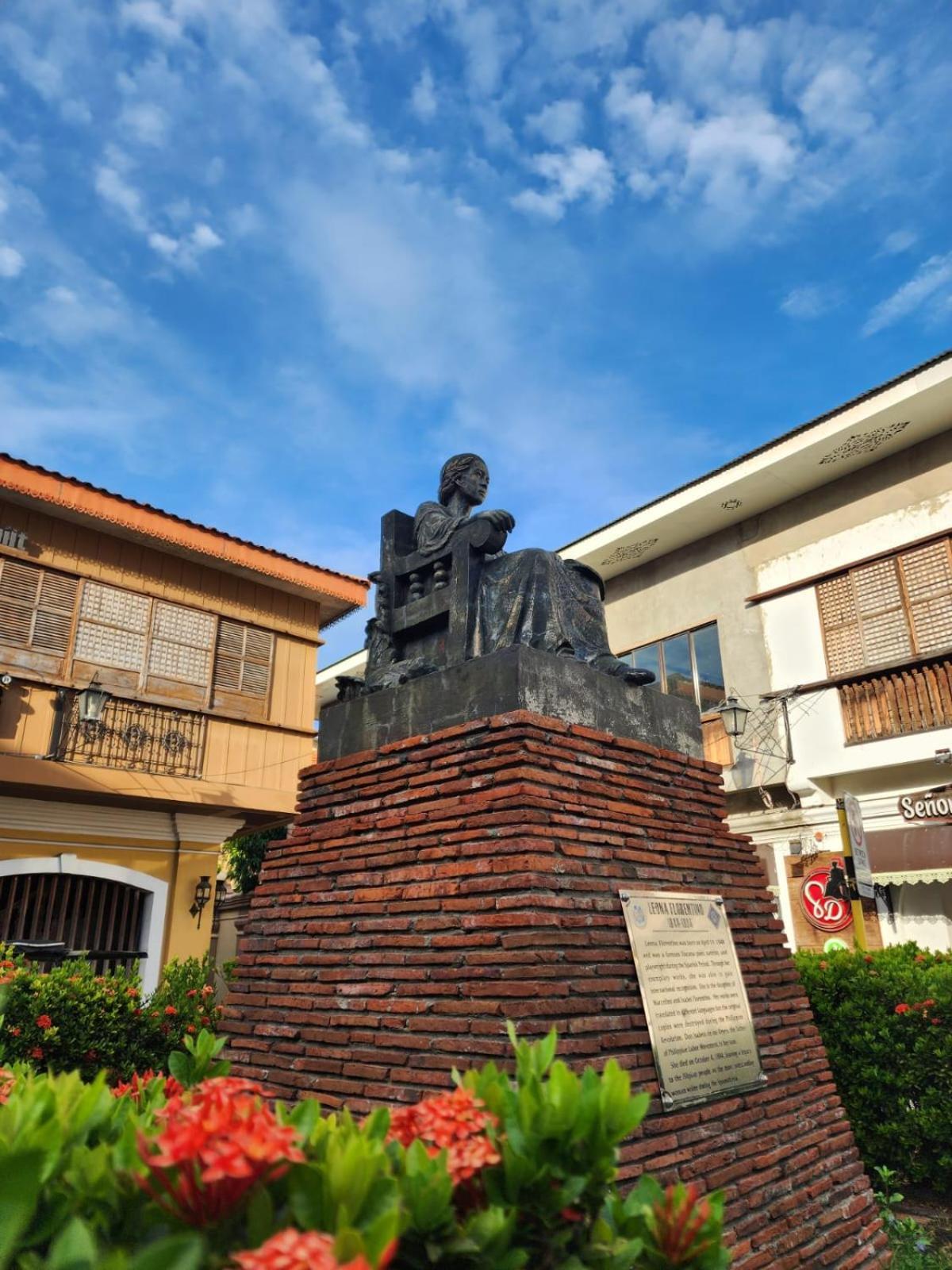 The River House - Loft Unit - Vigan Bagian luar foto