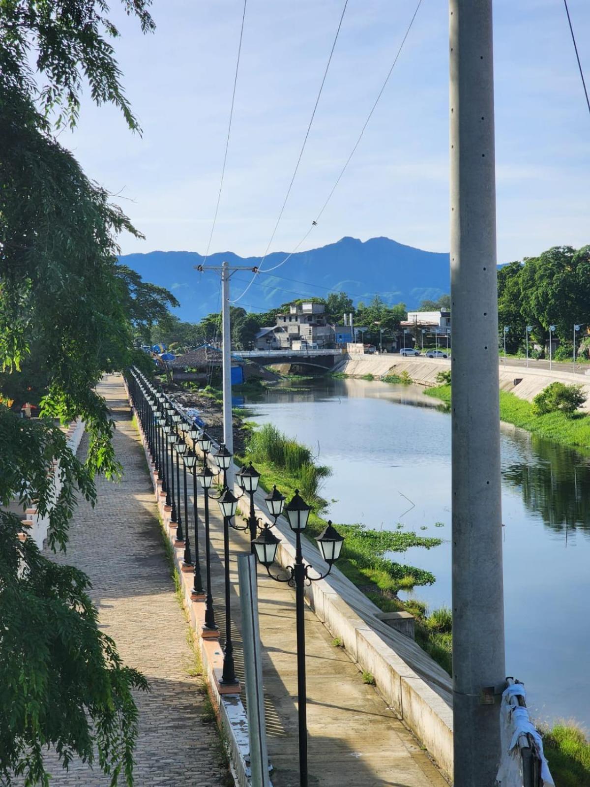 The River House - Loft Unit - Vigan Bagian luar foto